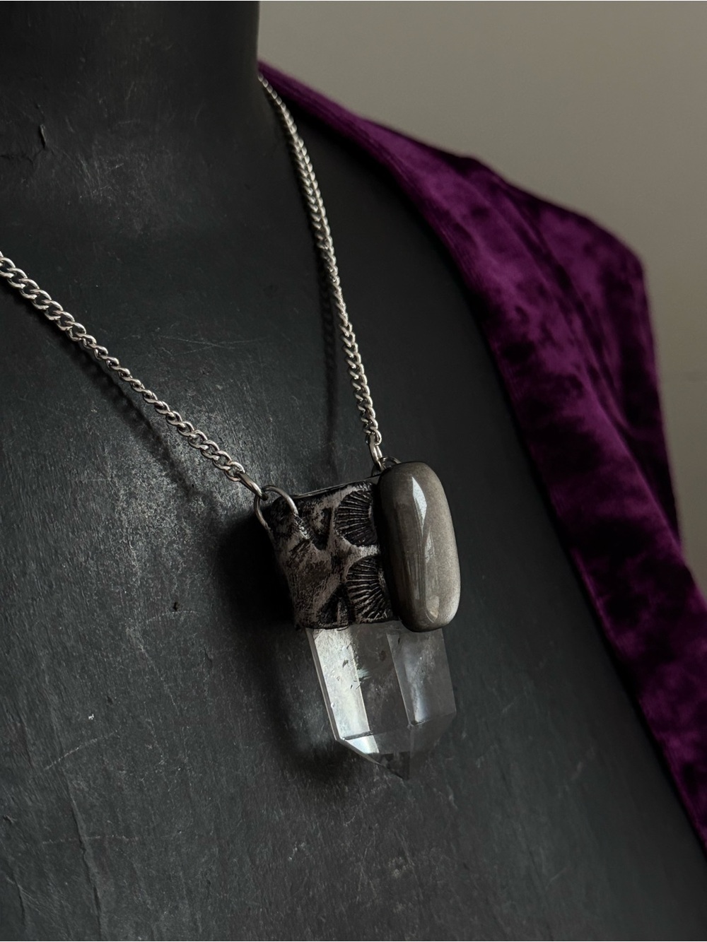 Clear quartz Crystal Point Pendant Necklace obsidian jewelry for protection - Picture 5 of 10